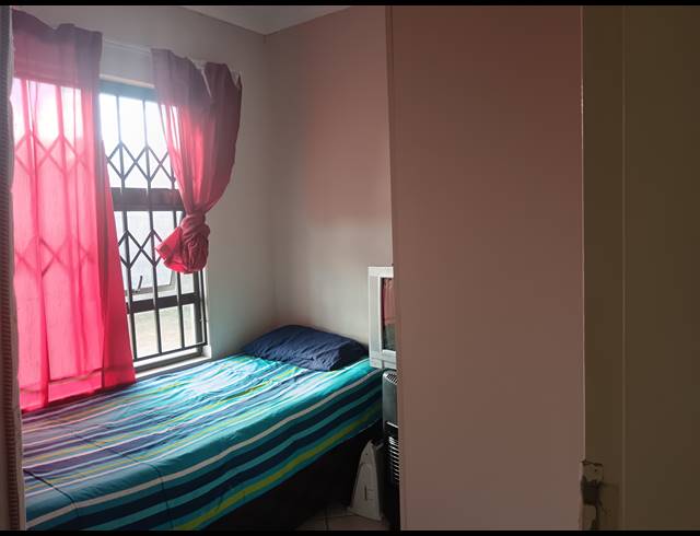3 BEDROOM HOUSE FOR SALE IN RACEWAY